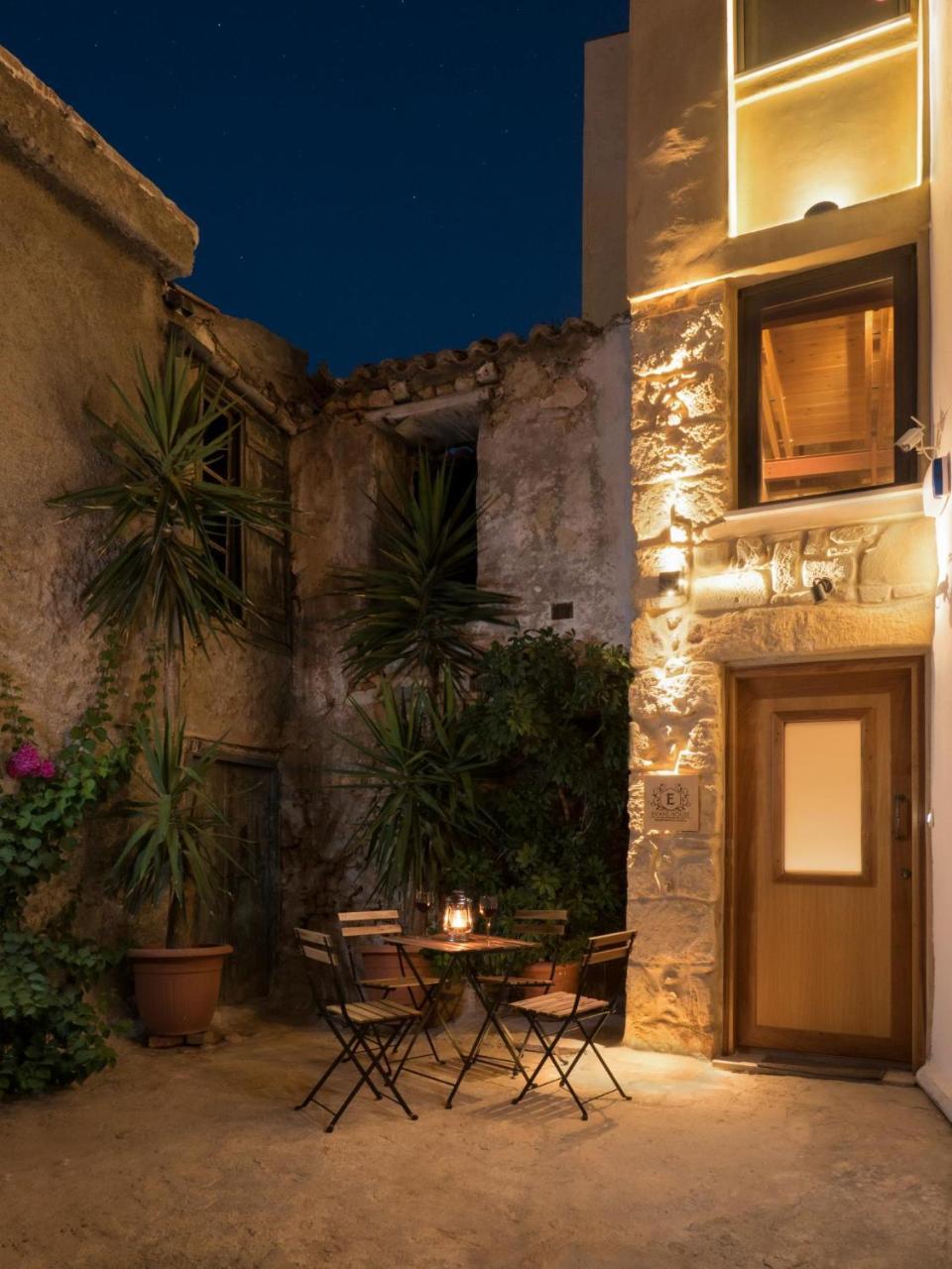 Evans House II خانيا المظهر الخارجي الصورة