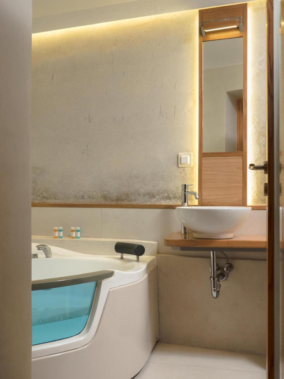 Evans House II خانيا المظهر الخارجي الصورة